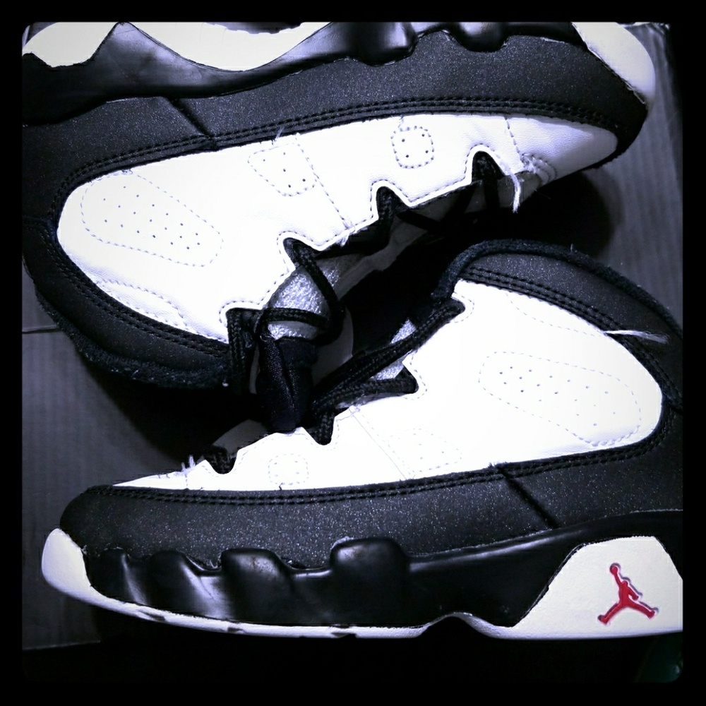 Jordan 9 Retro  size 10c